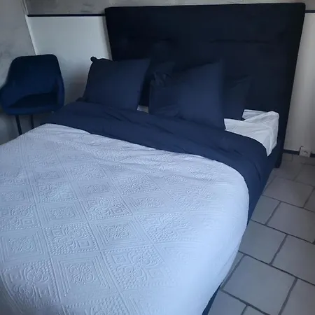 Akwaba Chez Ouli Guest house Levens